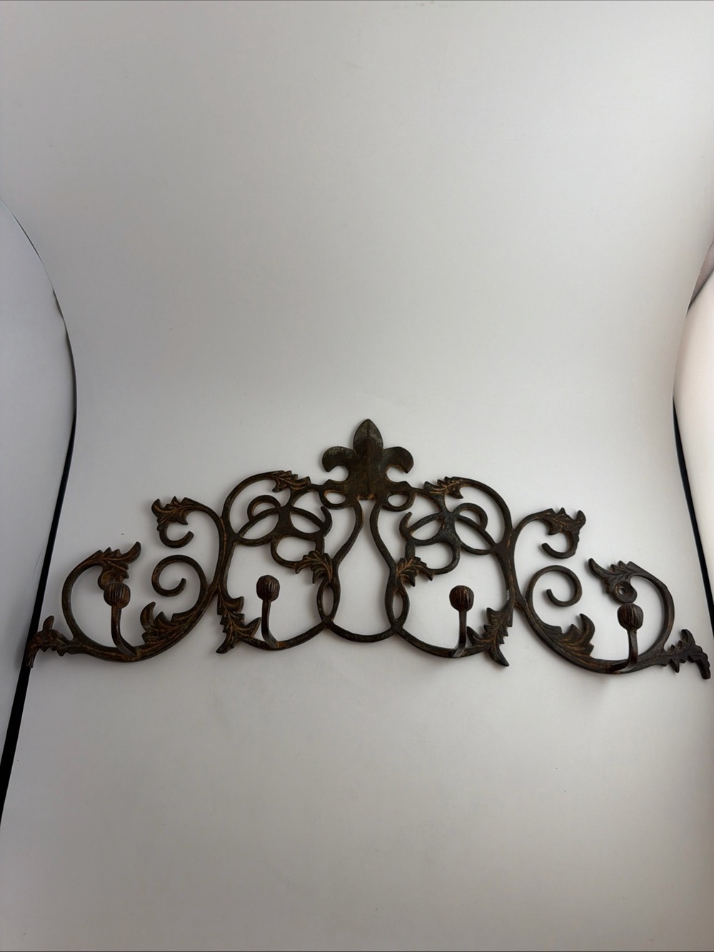 Iron Victorian Fleur De Lis Wall Mounted Key, Coat Rack 4 hooks